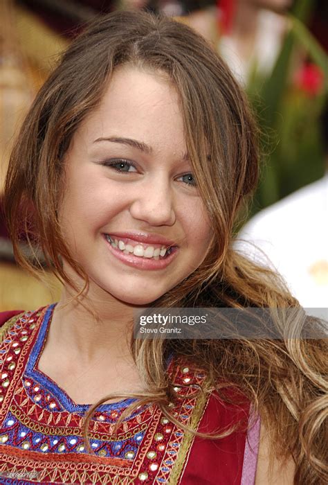 Miley Stewart, Young Celebrities, Hannah Montana, Early Years, Miley