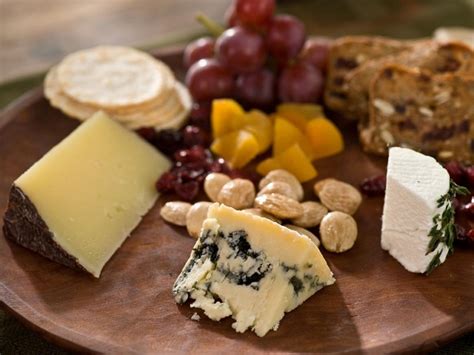 10 Lovable Cheese And Cracker Platter Ideas 2024