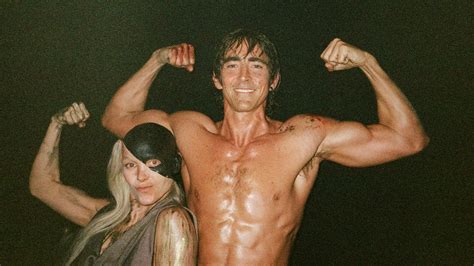 Lee Pace Shares Behind The Scenes Photos From The Naked Fight Scene In