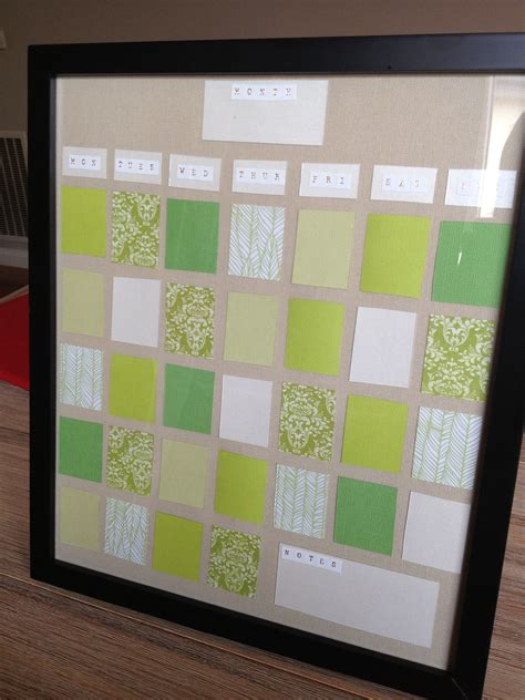 Diy Whiteboard Calendar Made With A Glass Picture Frame And Craft Paper Picture Frame Calendar