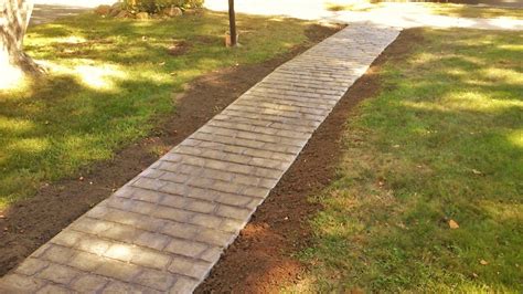 Stamped concrete can be made to look like authentic brick, slate, stone, granite and more. Perfect Curb Stamped Concrete Photo Gallery | Colchester, CT