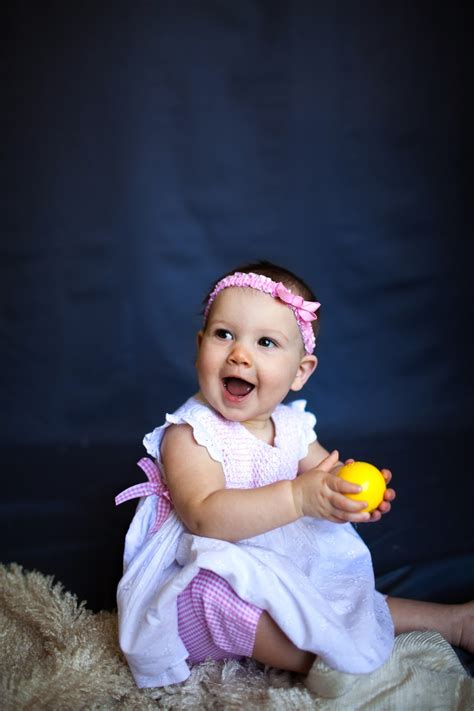 Payton | 9 Month Old Baby Pictures | Apple Wine