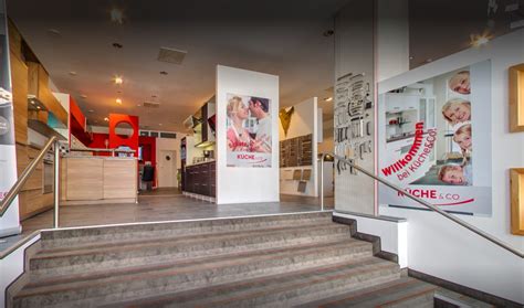 Historisches gebäude mit moderner technik! Küchenstudio Stuttgart-Degerloch » Küchen kaufen - Küche&Co