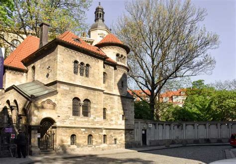 prague old town and jewish quarter guided walking tour getyourguide