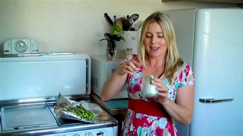 Quickie In The Kitchen Grilled Asparagus W Laurel House Youtube
