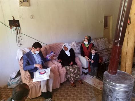 2021 anneler günü için geri sayım başladı. Asırlık nineye Anneler Günü ziyareti - Yeni Akit