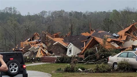 Alabama Tornado Outbreak Photos Show Damaged Homes Large Hail