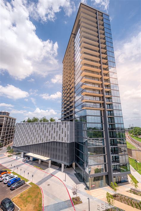 Dallas Luxury High Rise Apartments Eastline Residences