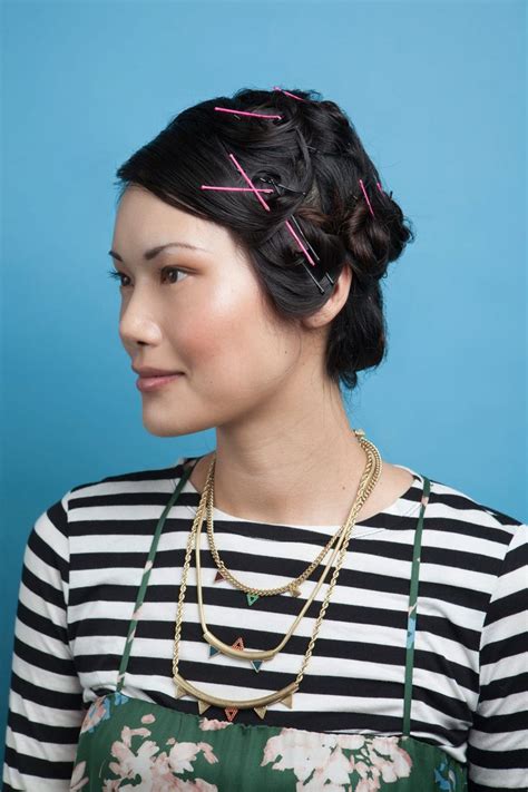 Pull out the elastics or pins in the morning and unwind your hair. Wet Hairstyles - What To Do WIth Damp Hair, Cute Looks ...