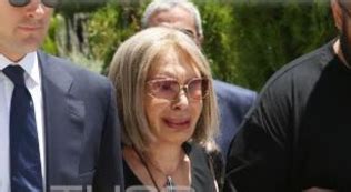H ειρήνη ρίκα διαλυνά (ηράκλειο κρήτης, 8 αυγούστου 1934) είναι ηθοποιός του θεάτρου και του κινηματογράφου. Ρίκα Διαλυνά: Συντετριμμένη στην κηδεία του αγαπημένου της ...