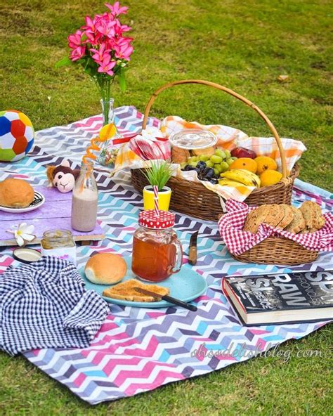 Picnic Set Up Outdoor Food Photography And Styling Picnic Picnic Photography Outdoor Food