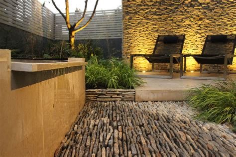 Landscaping a backyard is definitely not cheap. Backyard Landscaping Ideas-Dense Greenery Complemented by ...