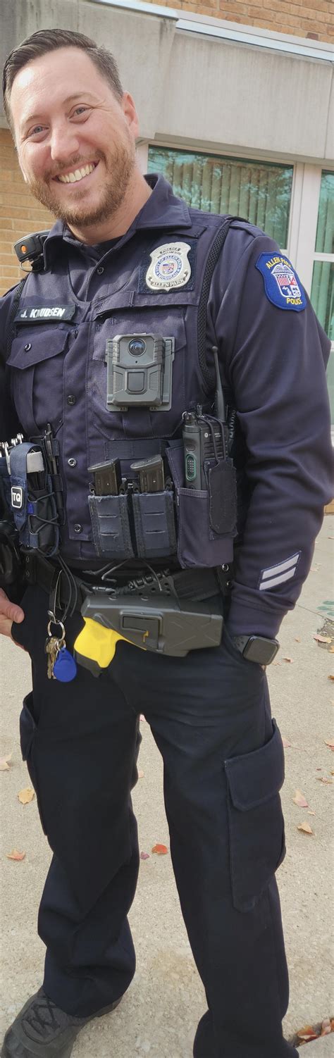 Allen Park Police School Resource Officer – School Resource Officer