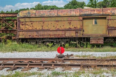 Old Abandoned Train Boxcar Stock Image Image Of Weathered 25379833