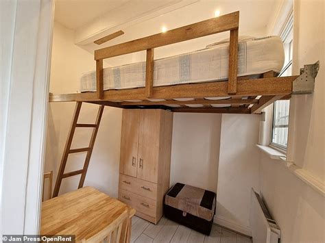 London Landlord Seeks Three People To Rent Small Bedsit Daily Mail Online