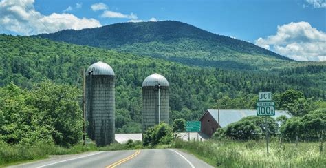 Explore The Mountains Of Vermont On A Route 100 Road Trip