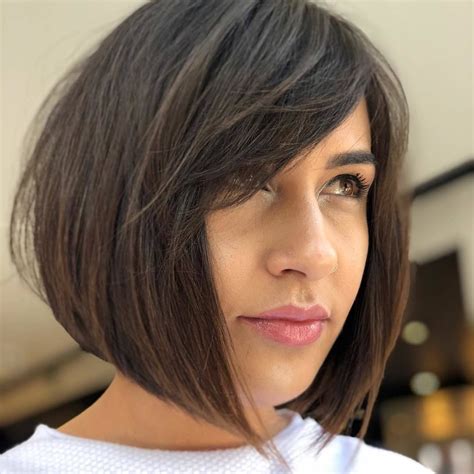 If you want to join this bob cut trend, just check this out these captivating bob hairstyles! 30 Hot Graduated Bob Haircuts for Women of All Ages (2020 ...