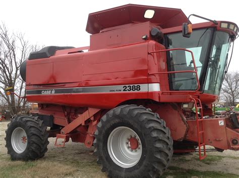 2001 Case Ih 2388 Combine For Sale In Altamont Ks Ironsearch
