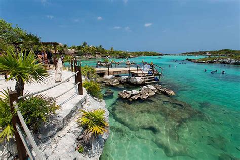 Xel ha by xcaret es un parque que ofrece muchas actividades. Xcaret or Xel-Ha - Travel Yucatan