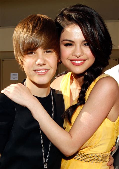 Has there ever been a love that's more pure and sacred than the legendary romance between justin bieber and selena gomez? Justin Bieber and Selena Gomez KCA | Neon Limelight ...