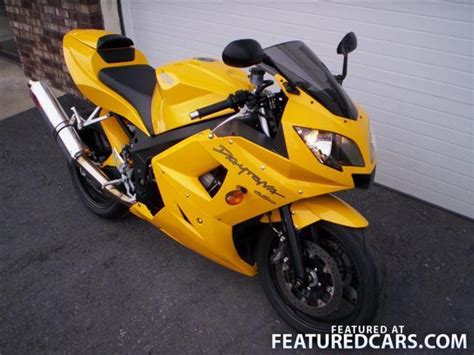Oem is an acronym for original equipment manufacturer, which means that the 2005 triumph daytona 600 & 650 oem parts offered at bikebandit.com are genuine triumph parts. 2005 Triumph Daytona 650 - Moto.ZombDrive.COM