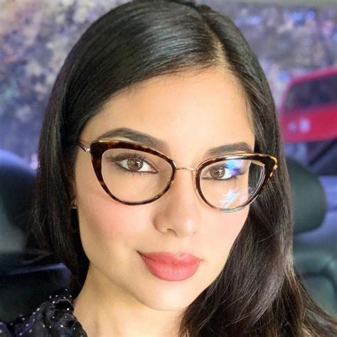 Estudió ingeniería en gestión empresarial en el instituto tecnológico de tepic, y es una política mexicana integrante de morena y diputada federal en la lxiv legislatura del congreso. Geraldine Ponce : Geraldine Ponce Bio Family Trivia Famous ...