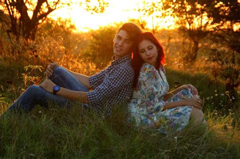 Couple Love At Sunset Free Image Download