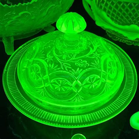 Below is a great example of a lot we have available where, under normal light, the items look plain green with the same items under ultraviolet light Uranium Glass - Collectible Radioactive Glassware From a ...