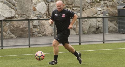 Club information › larne fc. McCann Signs as a Player - Larne FC