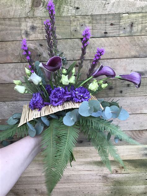 Mar 01, 2021 · pressed floral produces bespoke pressed and framed wedding bouquet creations for clients. Straw framed bouquet | Flowers, Rose, Bouquet