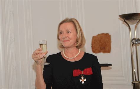 Do koupě aera vodochody vstupuje nový maďarský partner, píší hospodářské noviny. Finland | Independence Day - Embassy Network