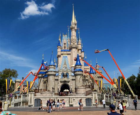 Nba In Talks To Resume Season At Floridas Walt Disney World Resort