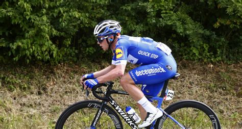 De olympische wegrit is begonnen! Evenepoel / Remco Evenepoel Macht Fortschritte Nach Sturz ...