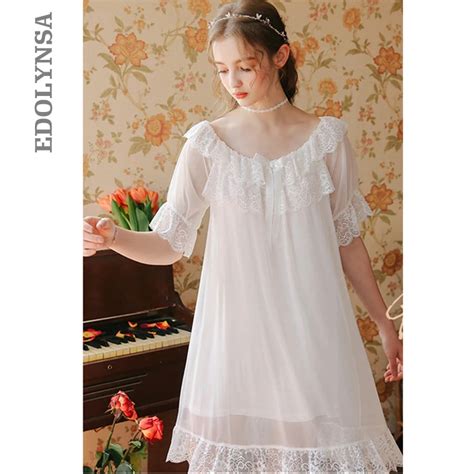 2020 Retro Sleepwear Lace Ruffed Cotton Lining Women Home Wear Night Dress For Wedding Vintage