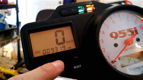 The fastest way to convert miles per hour to kilometers per hour is to use this simple formula: KM/H to MPH And Setting The Clock On A Speed Triple 04 ...