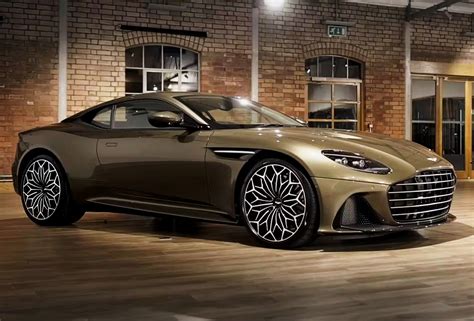 James Bonds Ultimate Aston Martin Gadget Cars