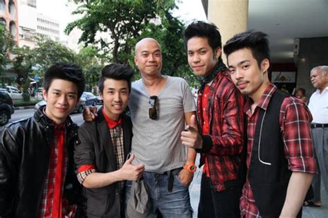 คริส หอวัง อวดเนินอกขาวสะท้านใจในนิตยสาร mars อัปเดตล่าสุด 26 ธันวาคม 2556 เวลา 15:08:24 5,285 อ่าน วงพริ้ว สุดปลื้ม ร่วมงาน คริส หอวัง และ บุ๊ค อลงกต ใน MV ...
