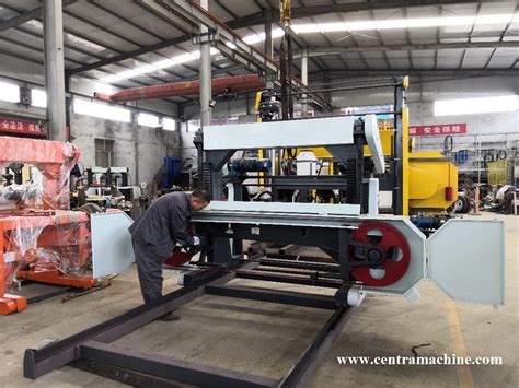 Hitungan detik kayu raksasa ini terbelah bekeping keping terima kasih buat teman teman yang sudah menonton video kami jangan lupa like. Jual Mesin Pemotong kayu Band SawMill: Jual Mesin Pemotong ...