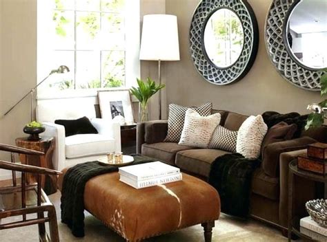 One of the main selling points for a new home is the number of bedrooms available. 17 Magnificent Ideas For Extra Seating Space In The Living ...