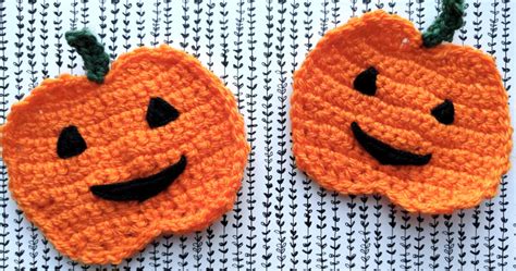 Crochet a flat pumpkin face - free pattern for Halloween -Craft Fix
