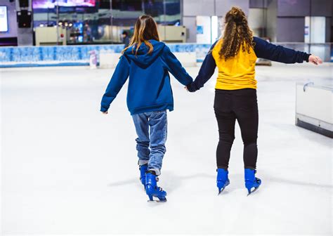 무료 이미지 푸른 아이스 스케이팅 신발류 아이스 링크 아이스 스케이트 장난 얼음 겨울 스포츠 소녀 겉옷