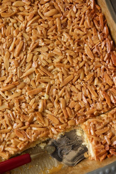 Bei kuchen und gebäck können sie schon durch die auswahl der teigart die fettmenge beeinflussen. Malake Badam - Butter-Kuchen mit Safranmandeln ملکه بادام ...