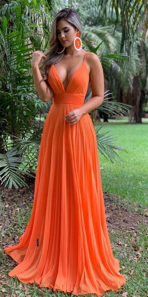 Ob im sommerkleid, in jeans oder im eleganten. Pin auf Sexy abendkleid