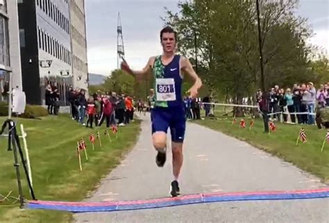 Now back to training and focus on tokyo. Jakob Ingebrigtsen breaks Norweigan 5K national record: 13 ...