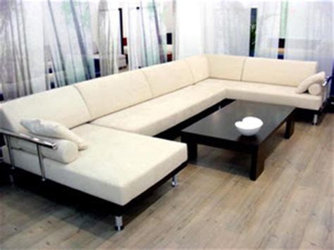 About Design: Ruang Tamu