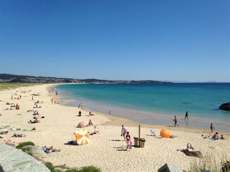 A lot of visitors order delicious cortado. TURISMO EN GALICIA: PLAYA DE LA LANZADA