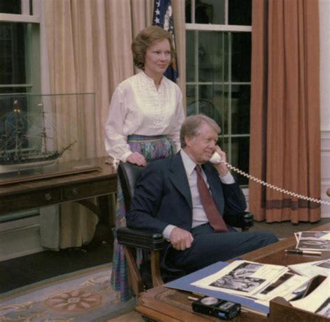 Von 1971 bis 1975 bekleidete er das amt des gouverneurs von georgia. Kuba und USA: Als Castro noch ein lieber Gast in ...