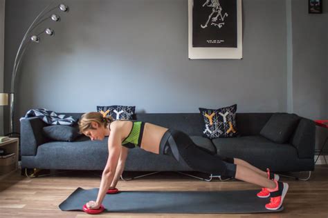 Bei uns bist du richtig. HIT Training - HIIT Workout Plan mit Übungen für Zuhause