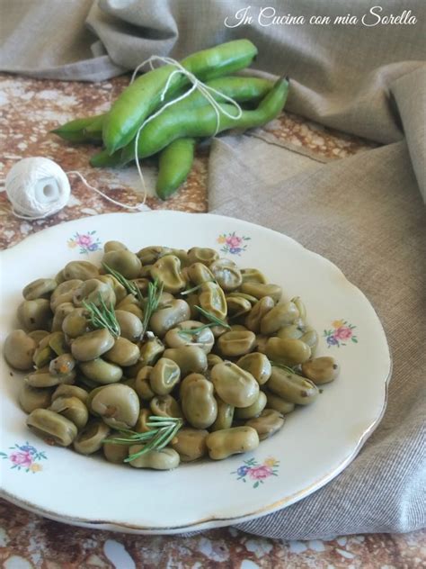Le fave in umido sono un contorno semplice e veloce da preparare, un piatto tipico della cucina è una ricetta facilissima da seguire, le fave cuociono in umido con la cipolla e con tutta la pellicina, che. Fave in umido alle erbe - In cucina con mia sorella
