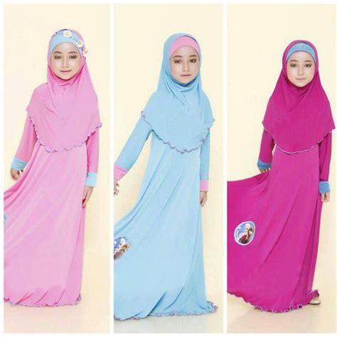 Kali ini ada model baju tidur celana panjang terbaru 2020 dengan desain motif batik. 20+ Desain Model Baju Muslim Anak Perempuan Terbaru 2018